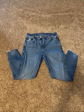 American Eagle Outfitters Distressed Blue Mom Jeans